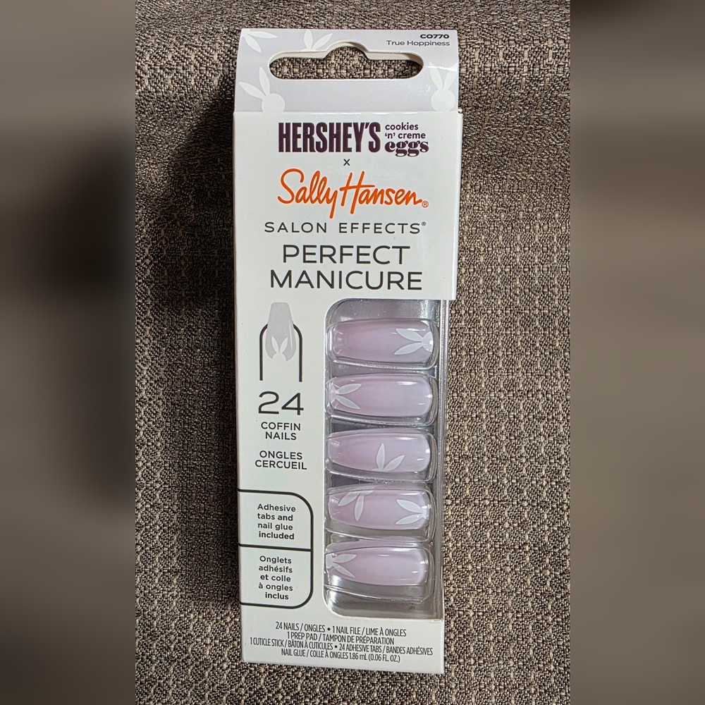 Sally Hansen Salon Effects Nail Press Ons. Lot of 2